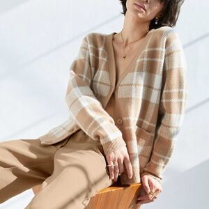 Aritzia Wilfred Bethany cardigan in tan color, size M